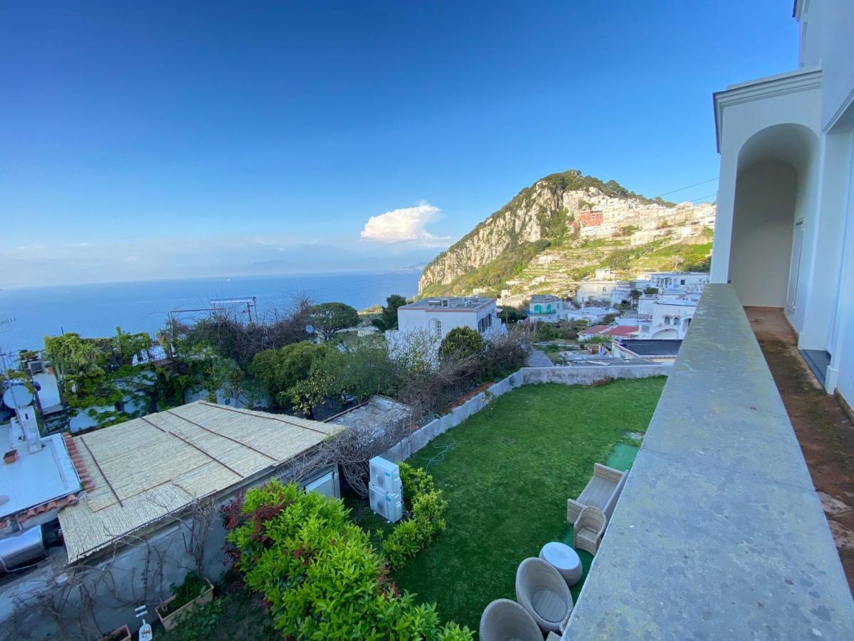 Suite Palazzo Capri - Seaview Bagian luar foto