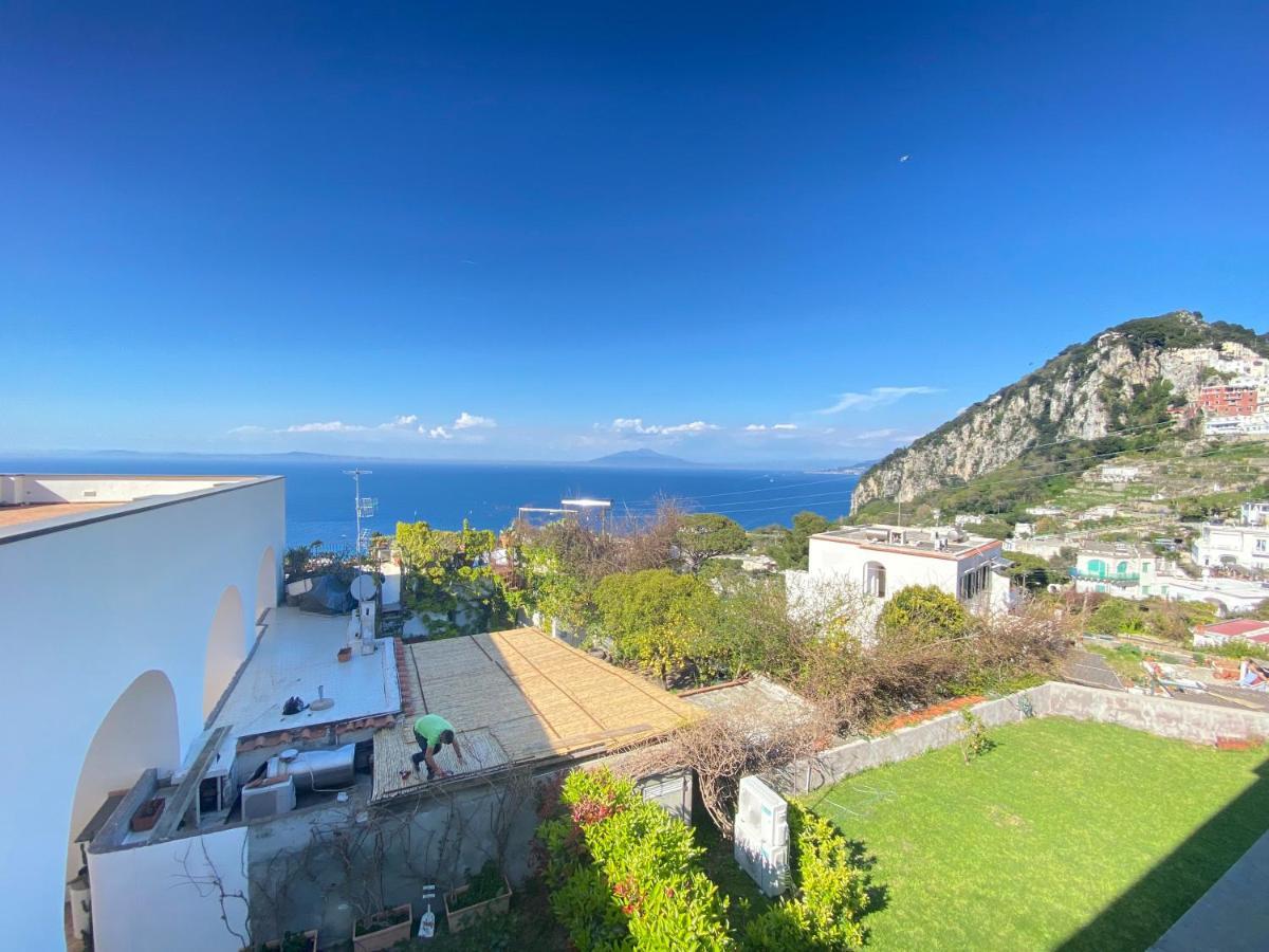 Suite Palazzo Capri - Seaview Bagian luar foto